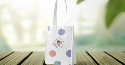 What are the details of creative bread bag design